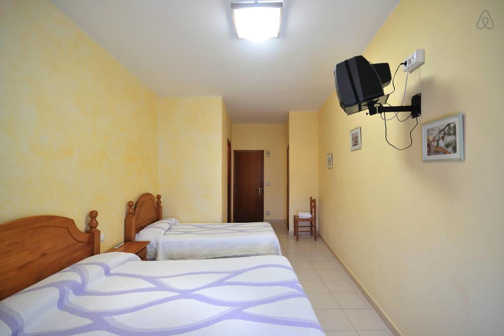Pensio L'Avi Pep Hotel Saus Luaran gambar