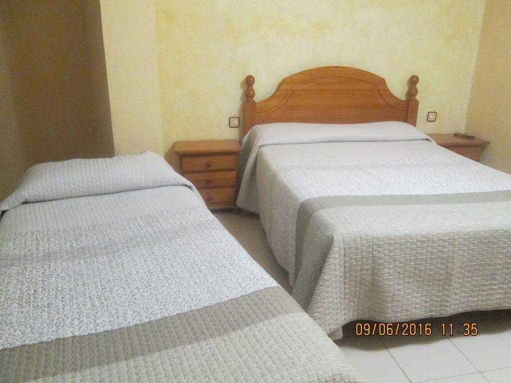 Pensio L'Avi Pep Hotel Saus Luaran gambar